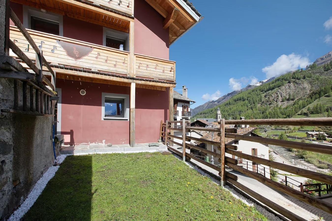 Maison De La Musique Cogne Exteriör bild