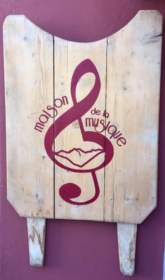 Maison De La Musique Cogne Exteriör bild